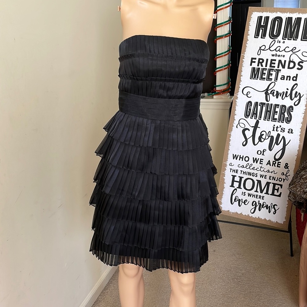 WHBM Black Strapless Cute Frills Style Layered Dress Size 2